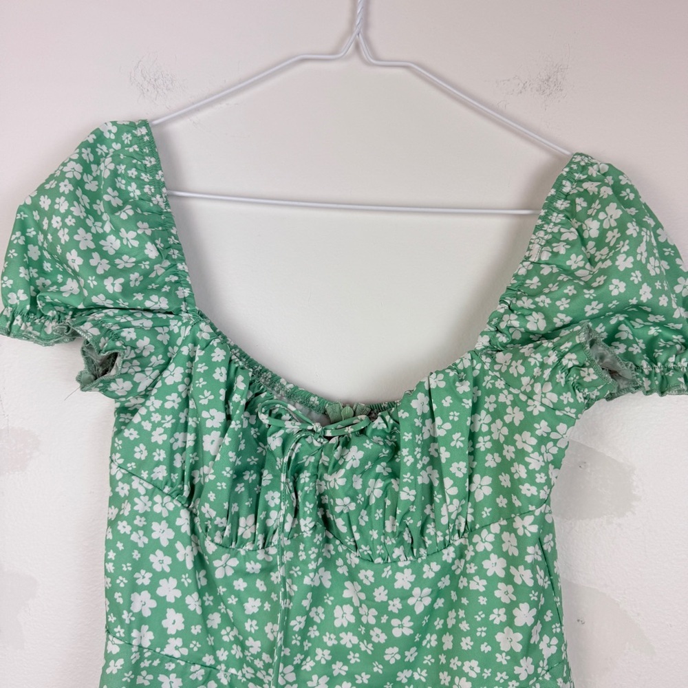 Princess Polly Floral Puff Sleeve Mini Romper 
Cottagecore Picnic Fairycore - Picture 5 of 8